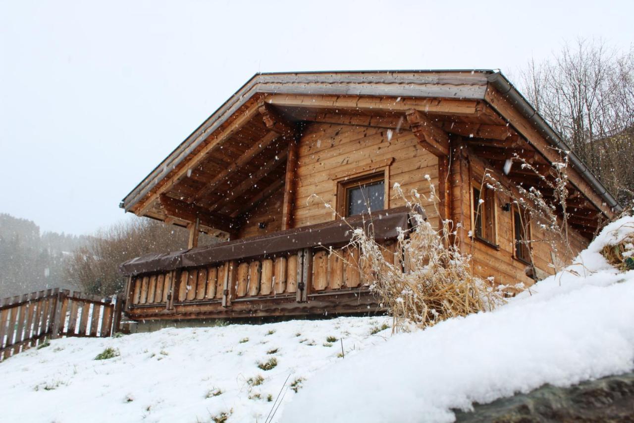 Das Paradieschen Edlitz - Stilvolles Blockhaus Mit Kamin Екстер'єр фото